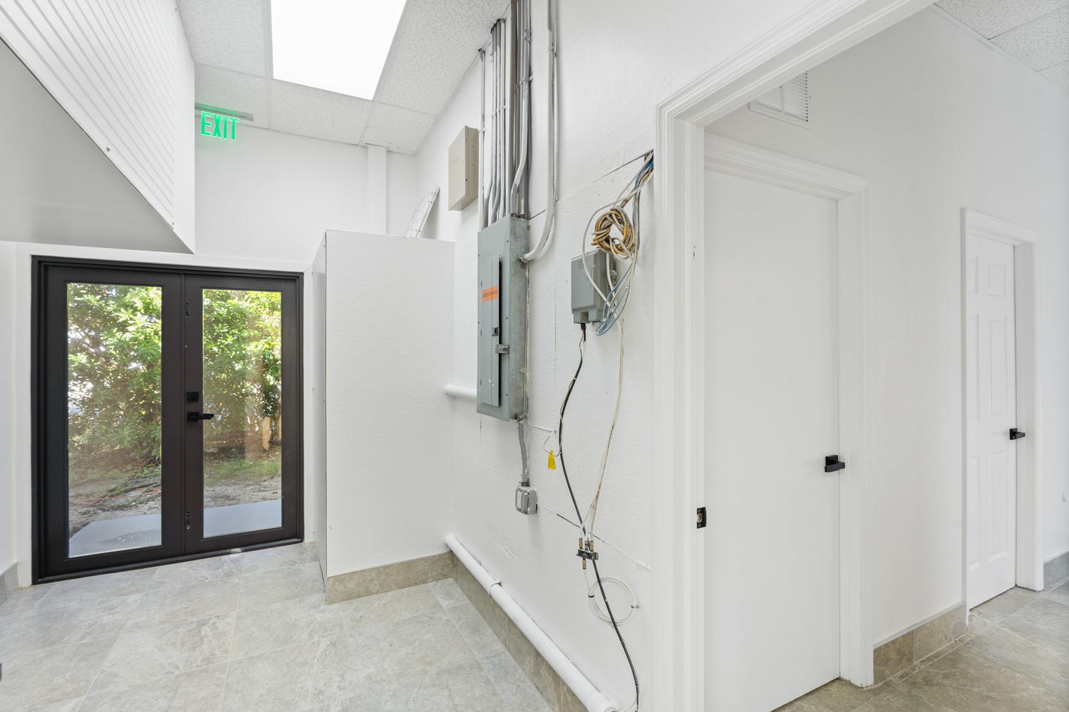 1120 Village Lakes Boulevard, Lehigh Acres, FL 33972