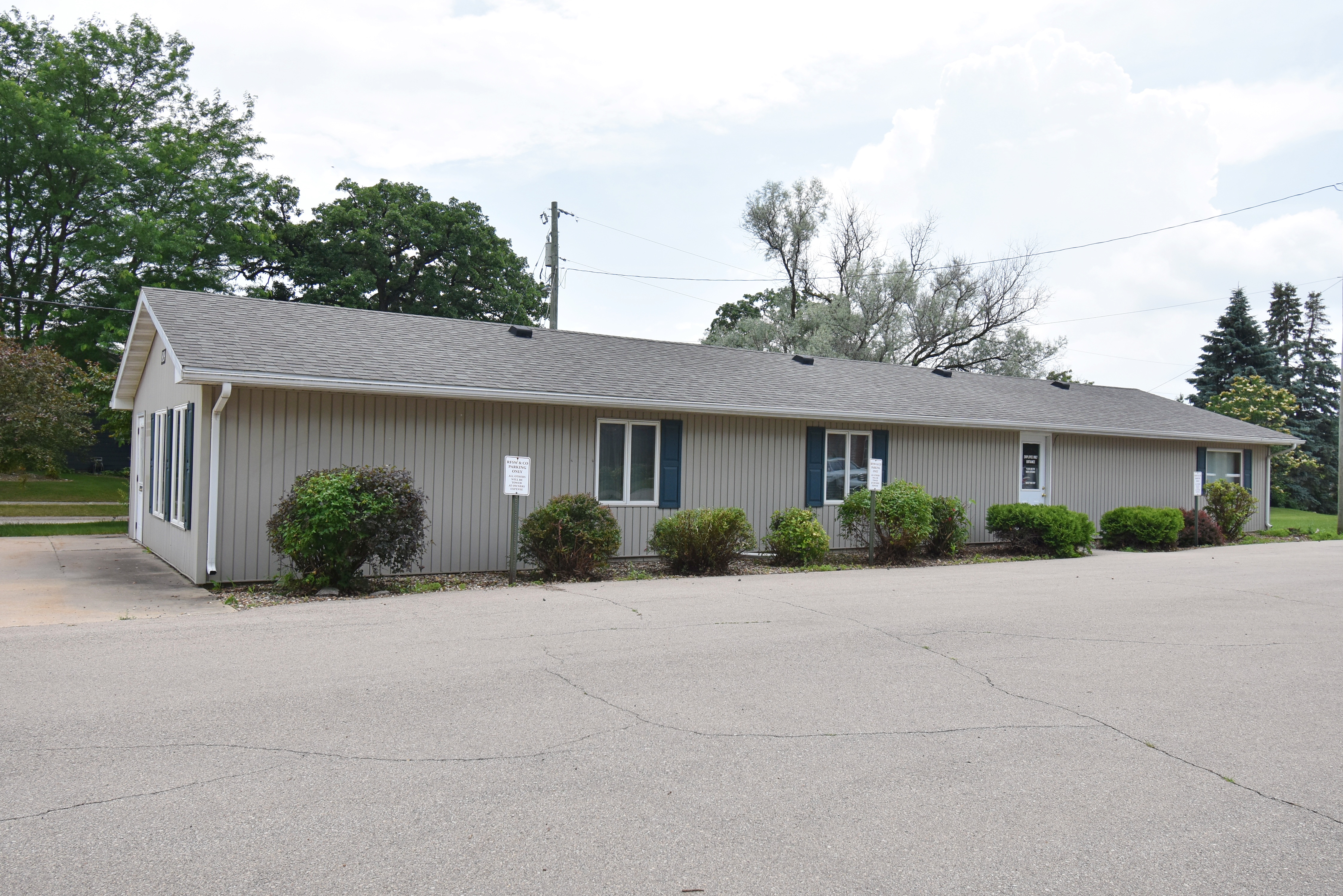 819 1st Street East, Independence, IA 50644