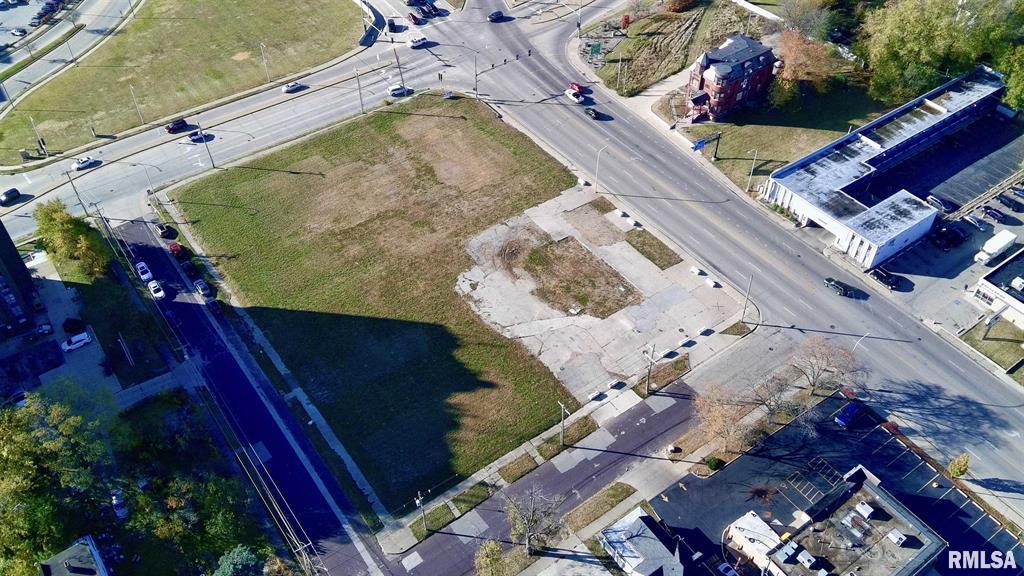 1506 N Knoxville Ave, 1506 Knoxville Avenue, Peoria, IL 61603