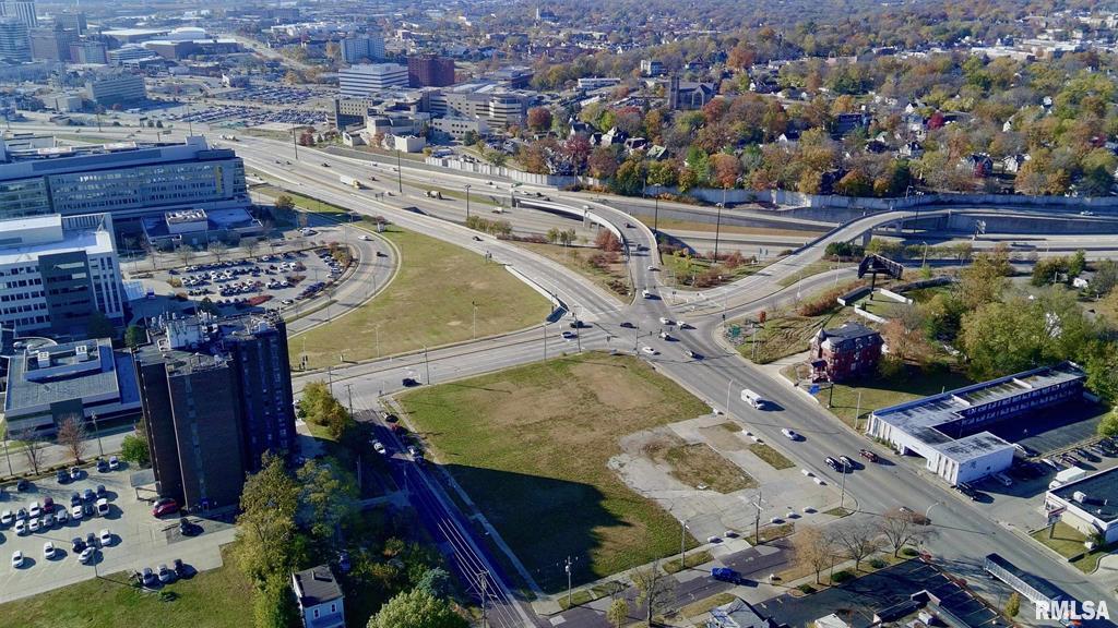 1506 N Knoxville Ave, 1506 Knoxville Avenue, Peoria, IL 61603