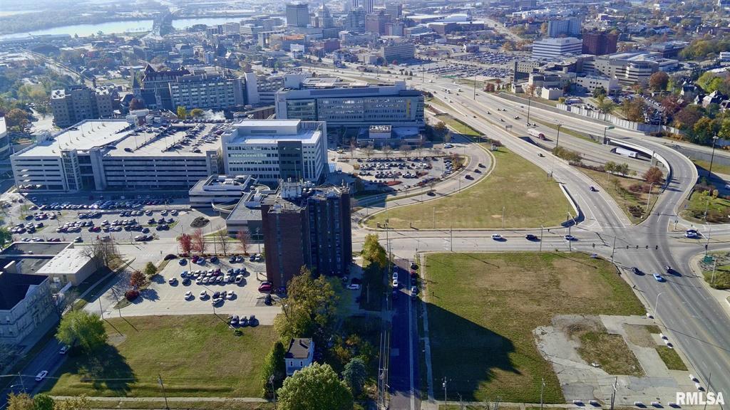 1506 N Knoxville Ave, 1506 Knoxville Avenue, Peoria, IL 61603