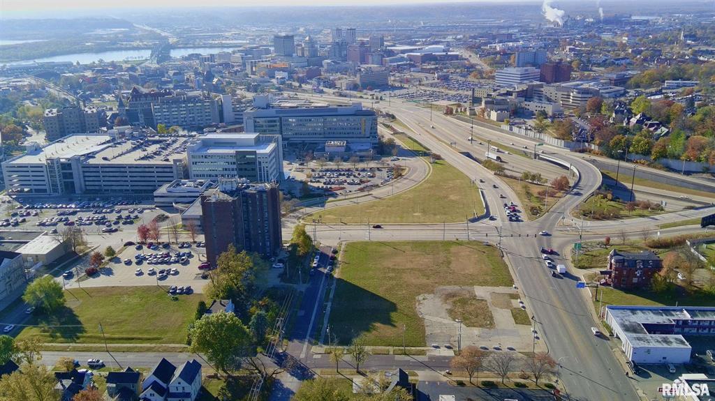 1506 N Knoxville Ave, 1506 Knoxville Avenue, Peoria, IL 61603