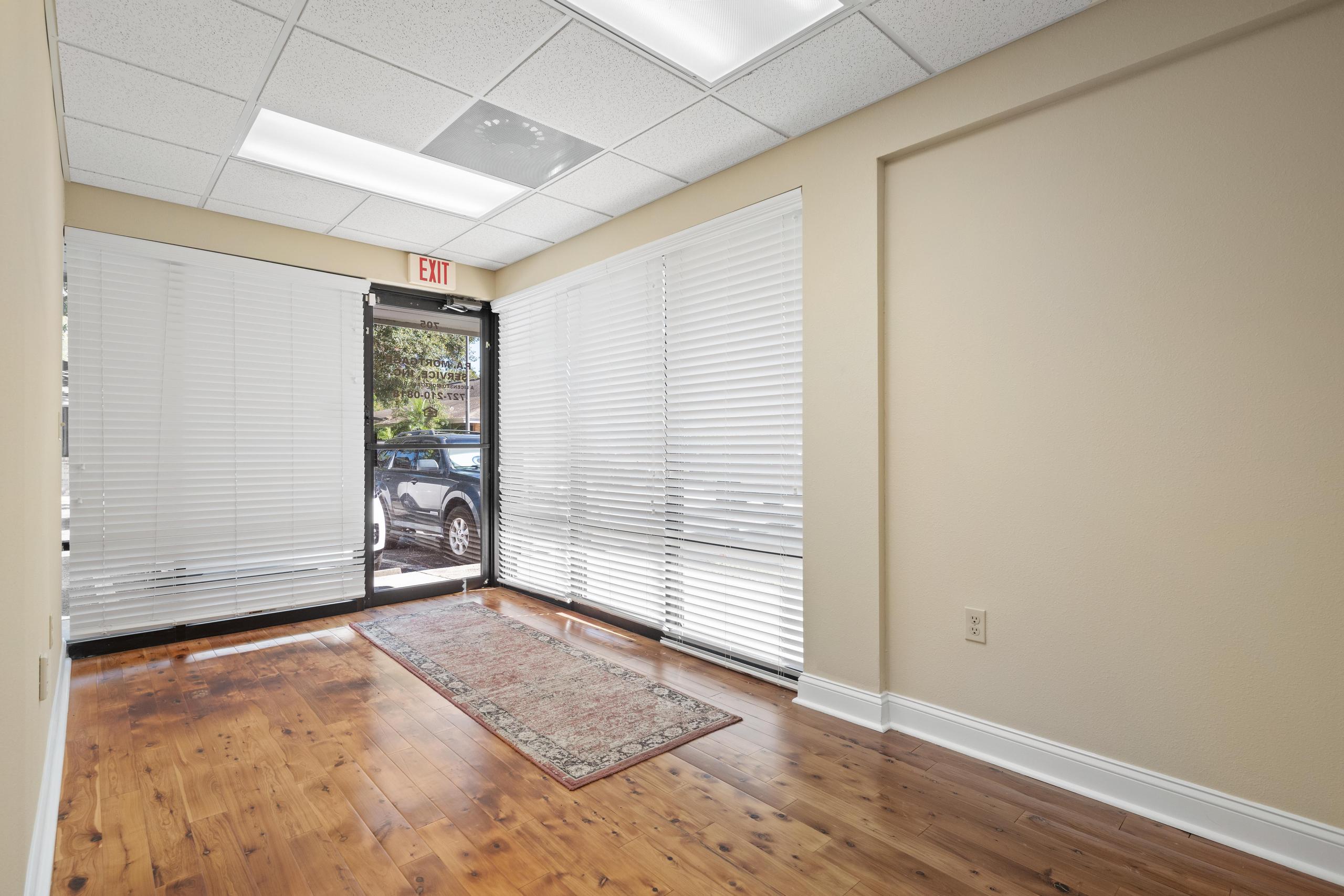 701 Enterprise Road East, Safety Harbor, FL 34695