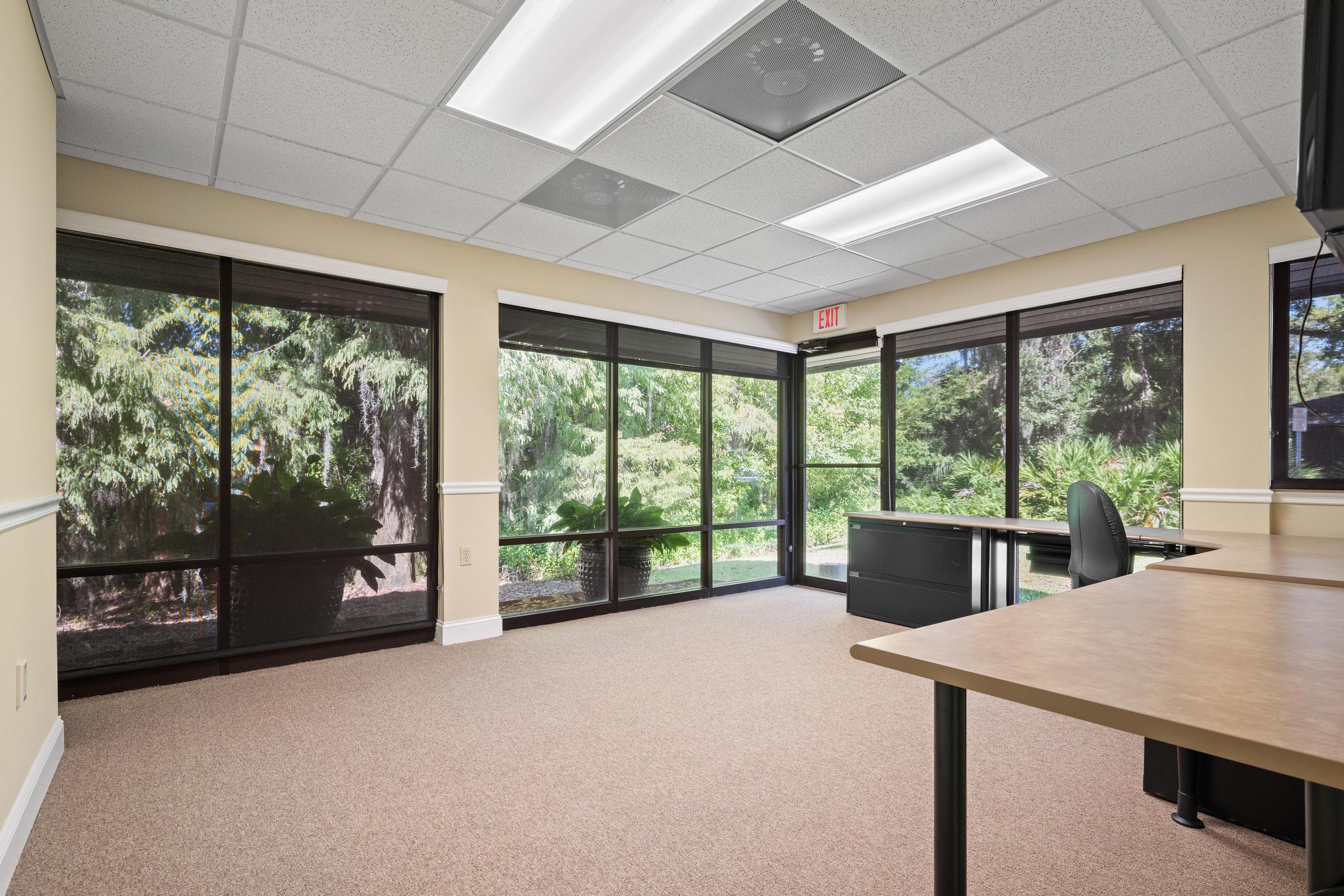 701 Enterprise Road East, Safety Harbor, FL 34695