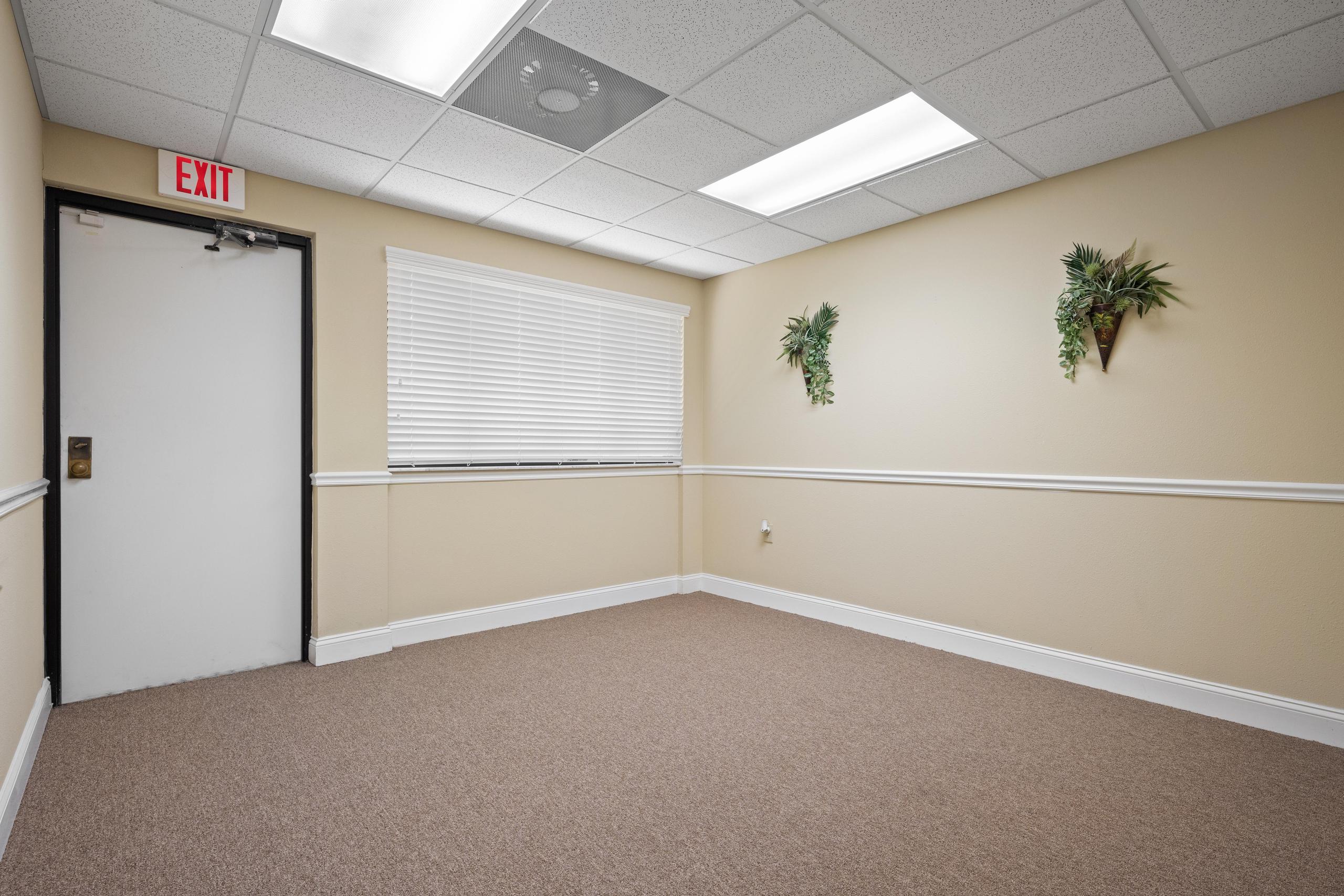 701 Enterprise Road East, Safety Harbor, FL 34695