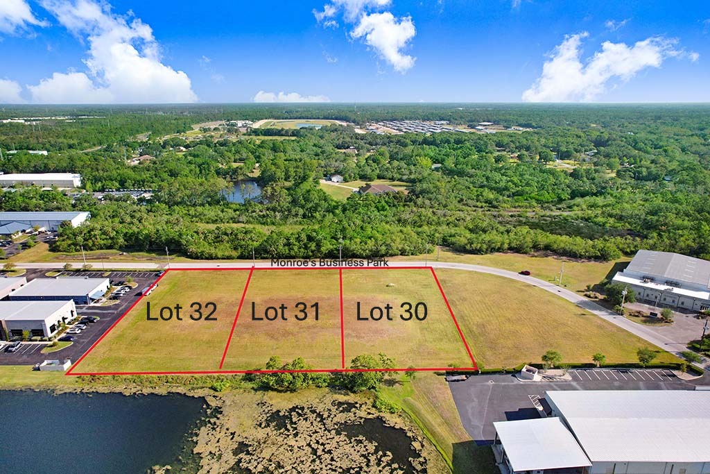 18326 Monroes Business Park, Tampa, FL 33635