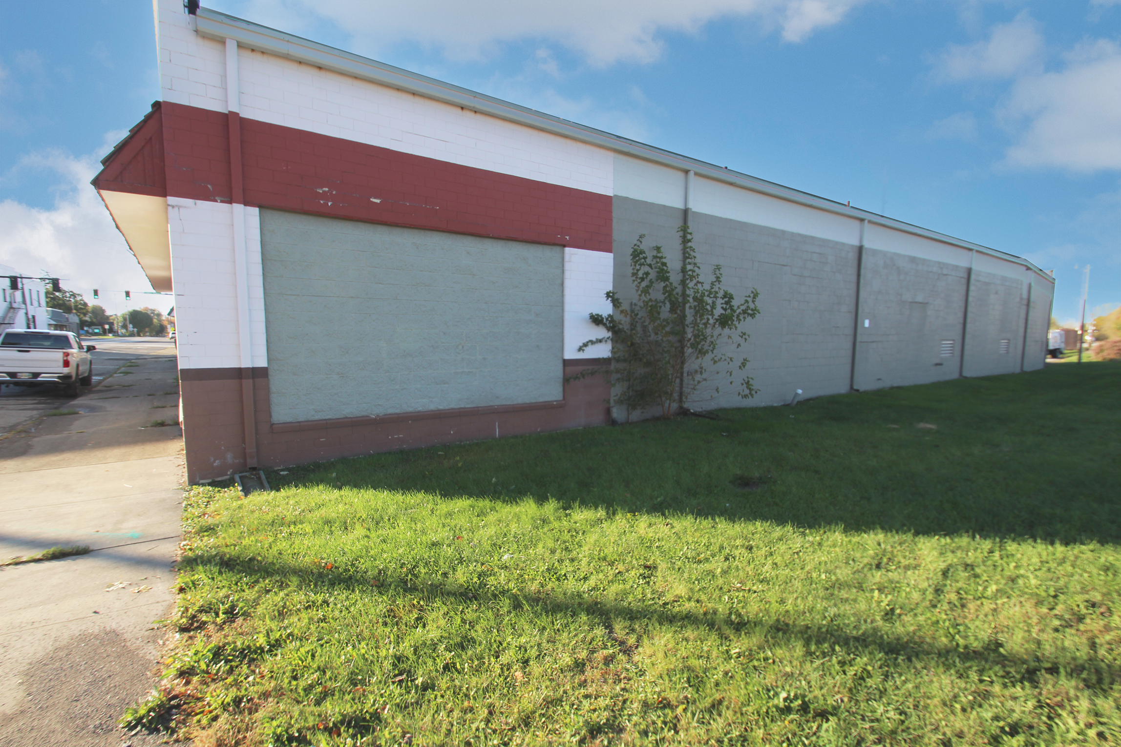 19 North Main Street, New London, OH 44851