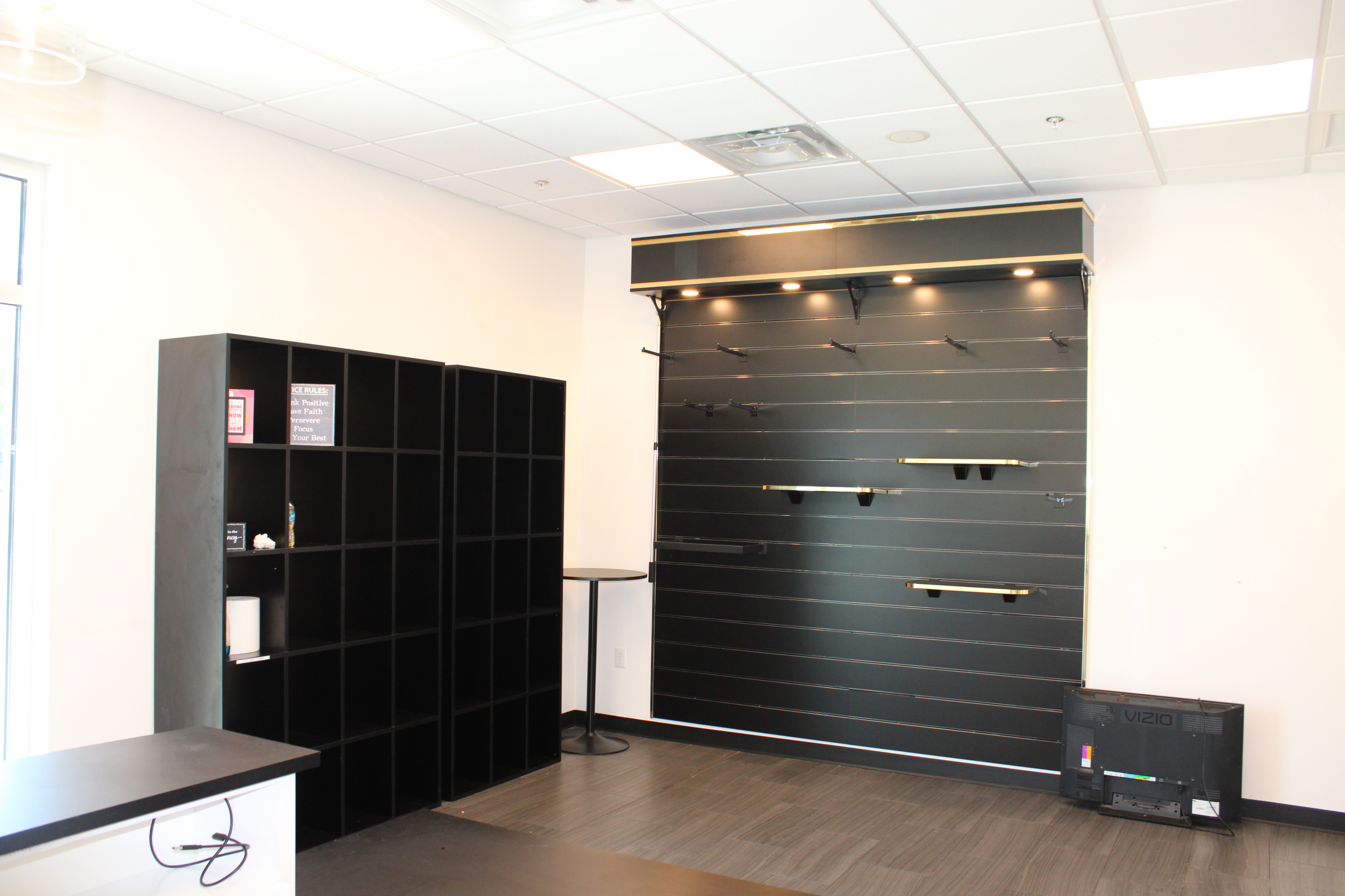 2076 Seminole Boulevard, Largo, FL 33778