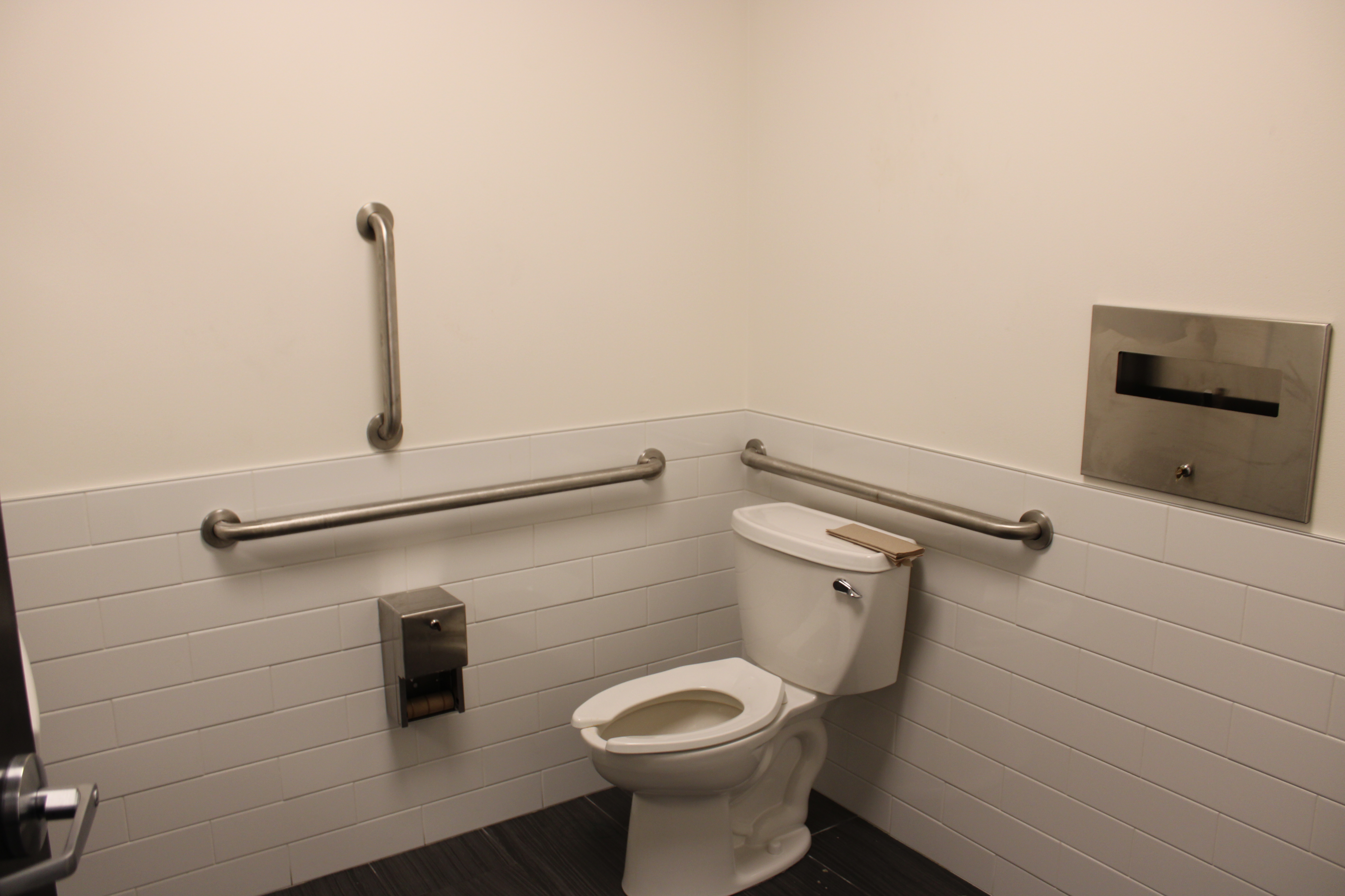 2076 Seminole Boulevard, Largo, FL 33778