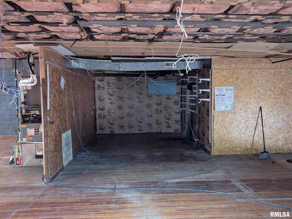 122 N Main St, 122 North Main Street, Washington, IL 61571