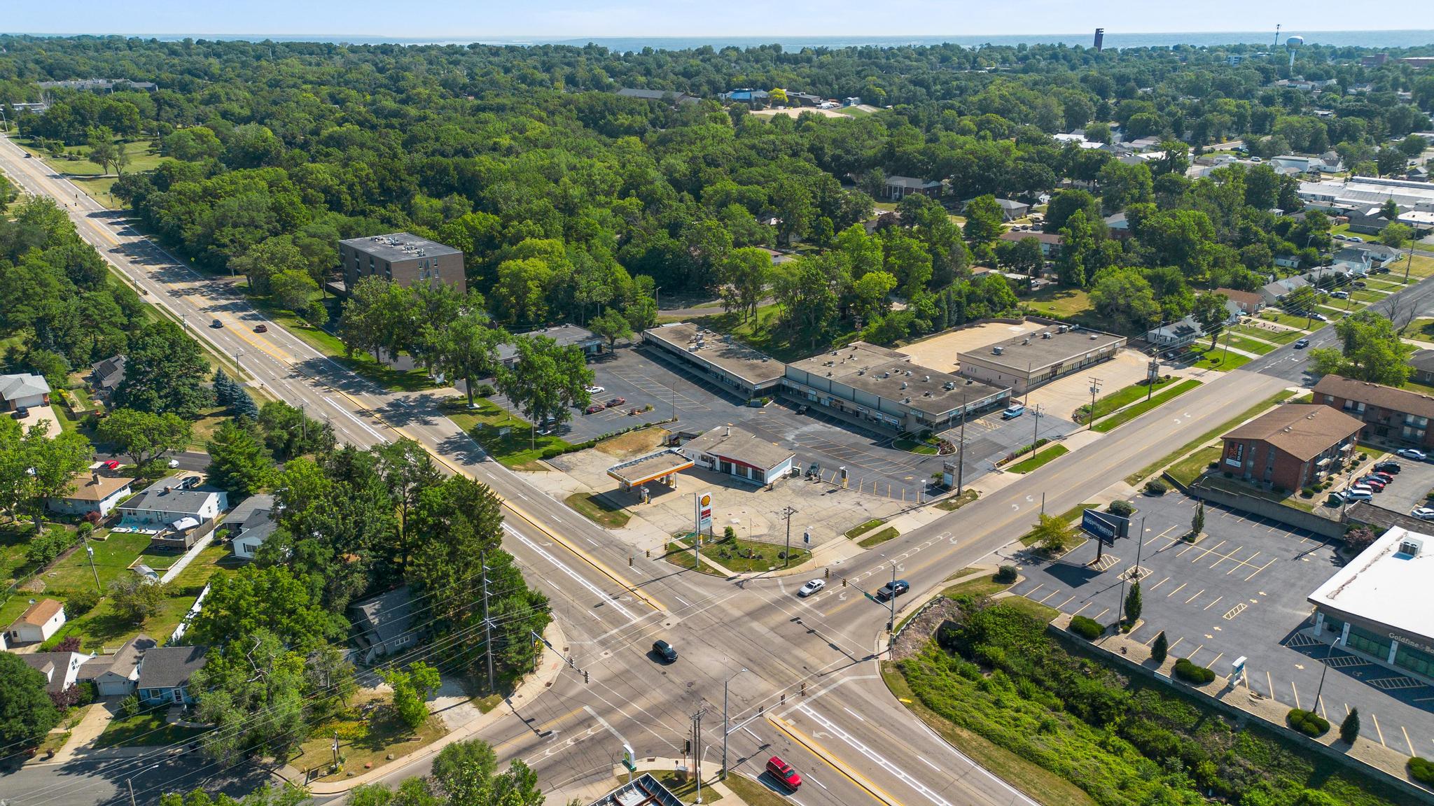 201 East Lake Avenue, Peoria, IL 61614