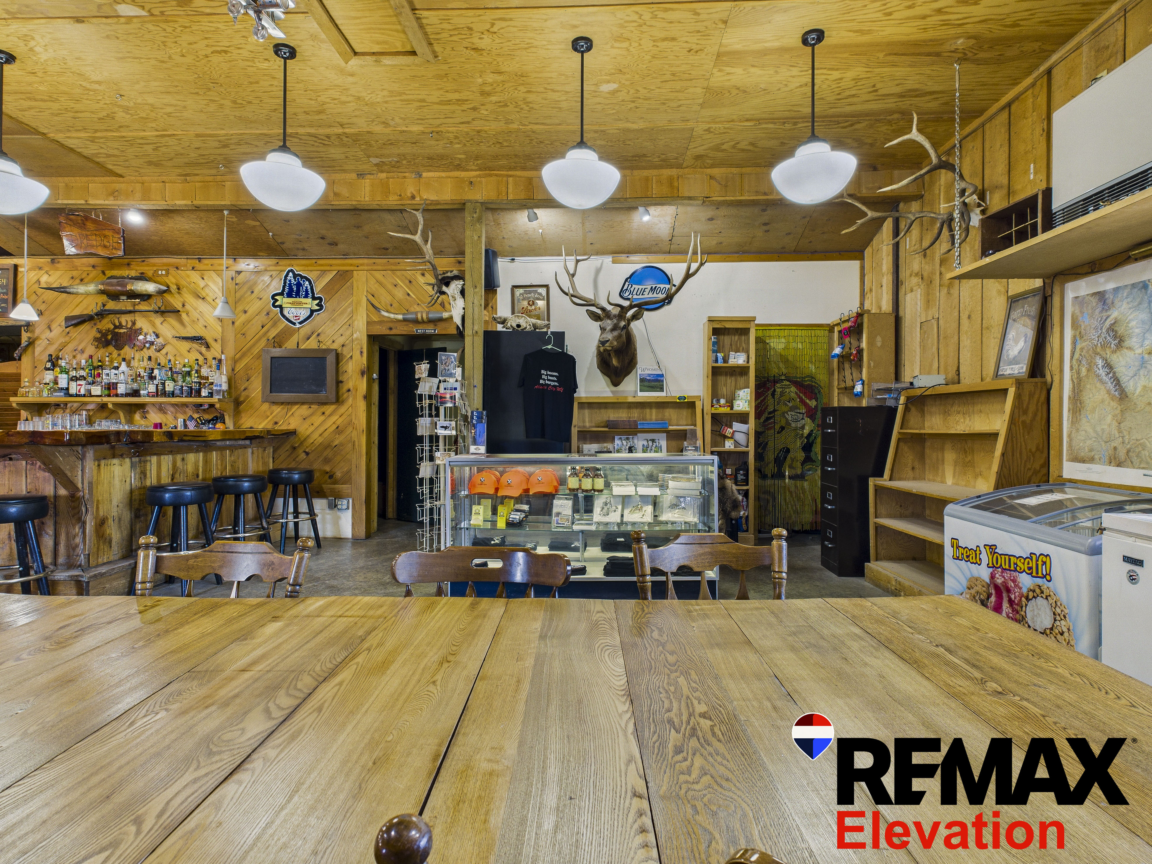 150 East Main Street, Atlantic City, WY 82520