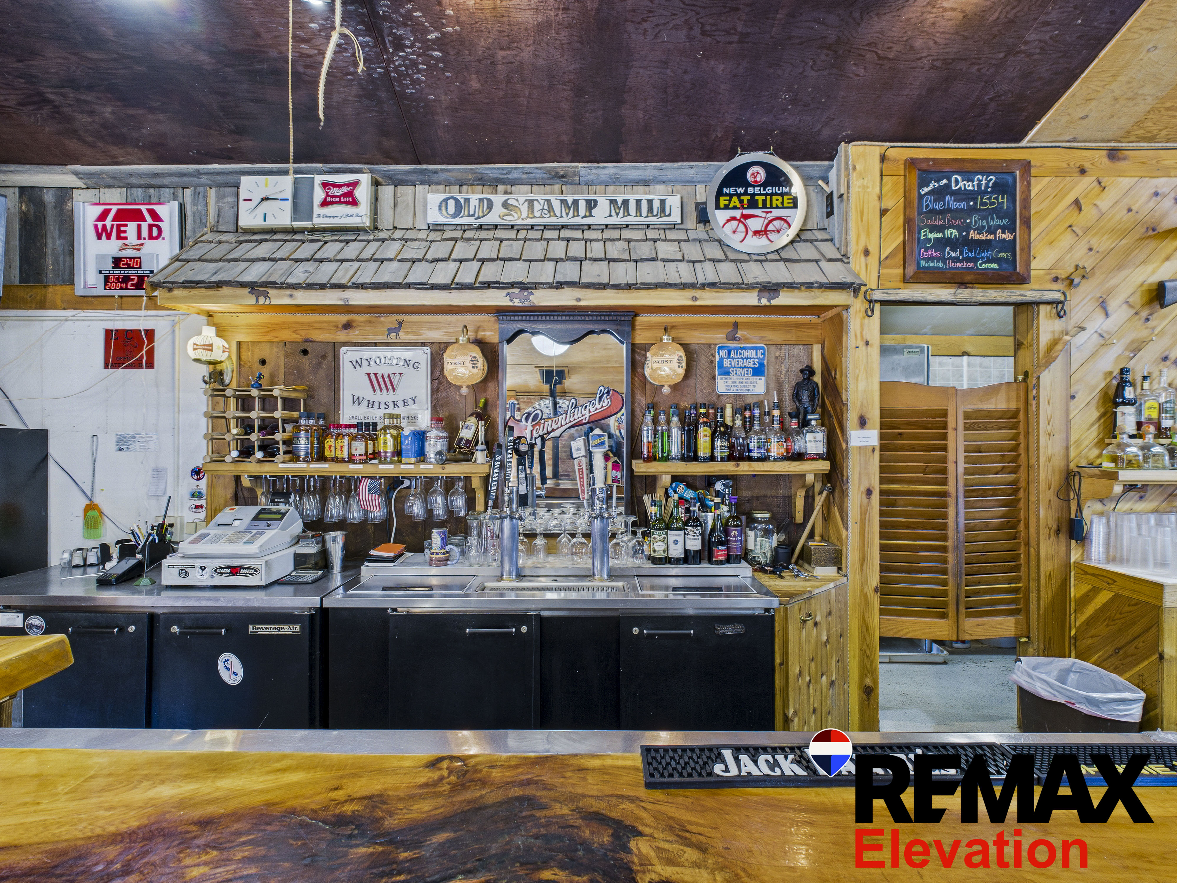 150 East Main Street, Atlantic City, WY 82520