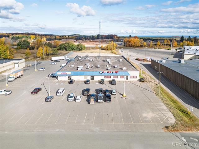 3060 U.S. 41, Trowbridge Park, MI 49855