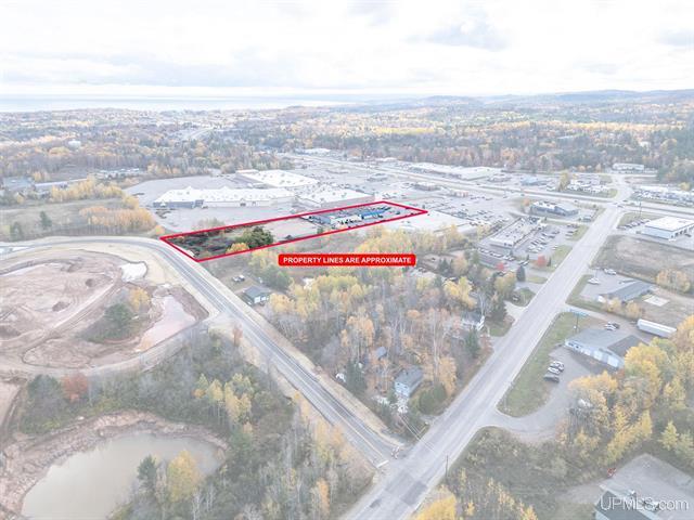 3060 U.S. 41, Trowbridge Park, MI 49855