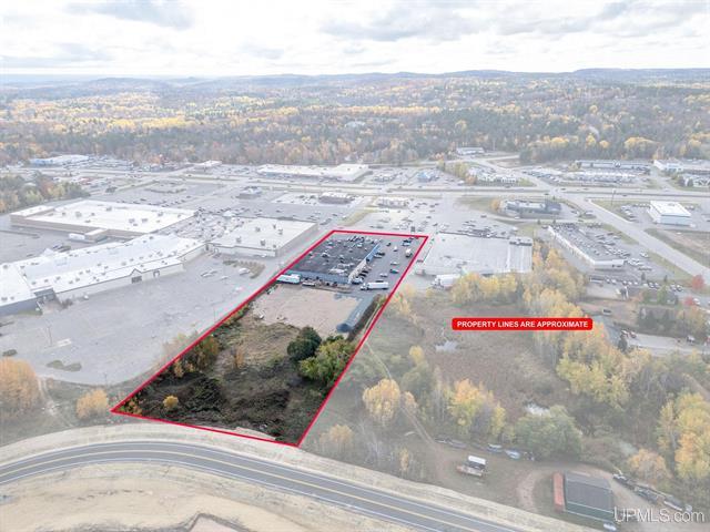 3060 U.S. 41, Trowbridge Park, MI 49855