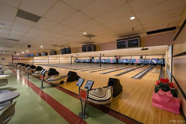 3060 U.S. 41, Trowbridge Park, MI 49855