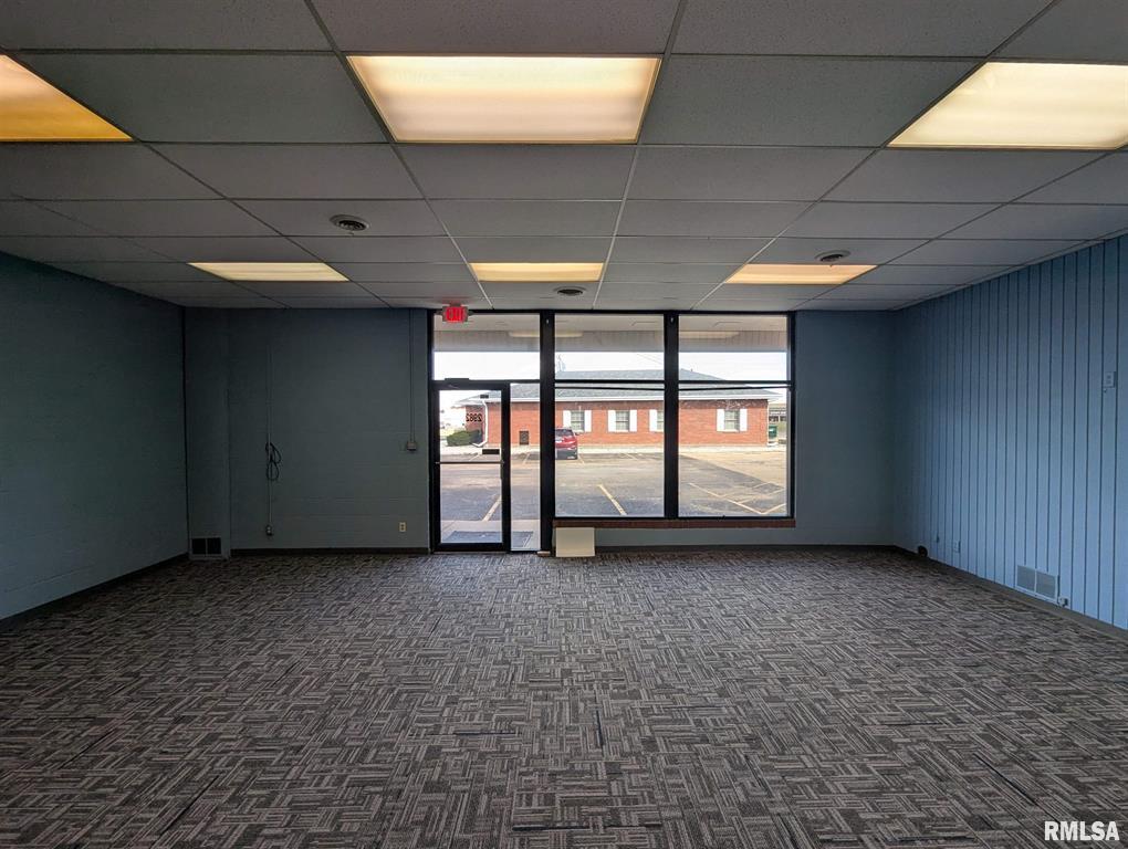 2910 Court Street, Pekin, IL 61554