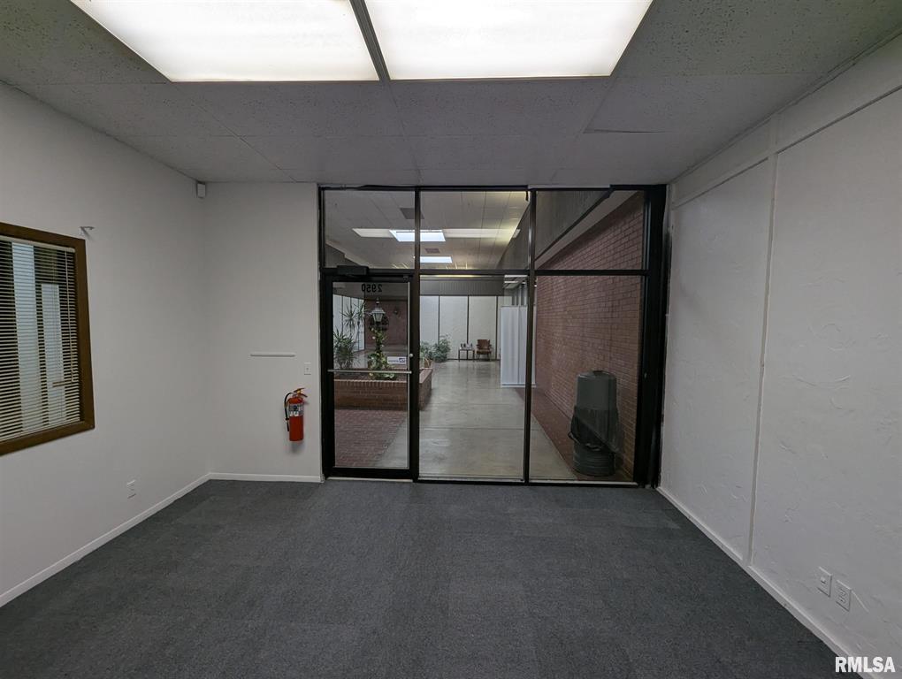 2910 Court Street, Pekin, IL 61554