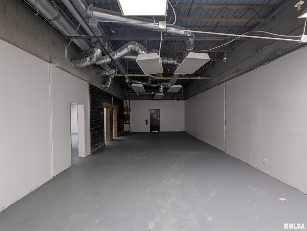 2910 Court Street, Pekin, IL 61554