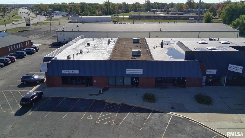 2910 Court Street, Pekin, IL 61554