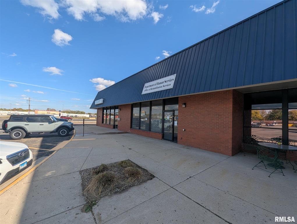 2910 Court Street, Pekin, IL 61554