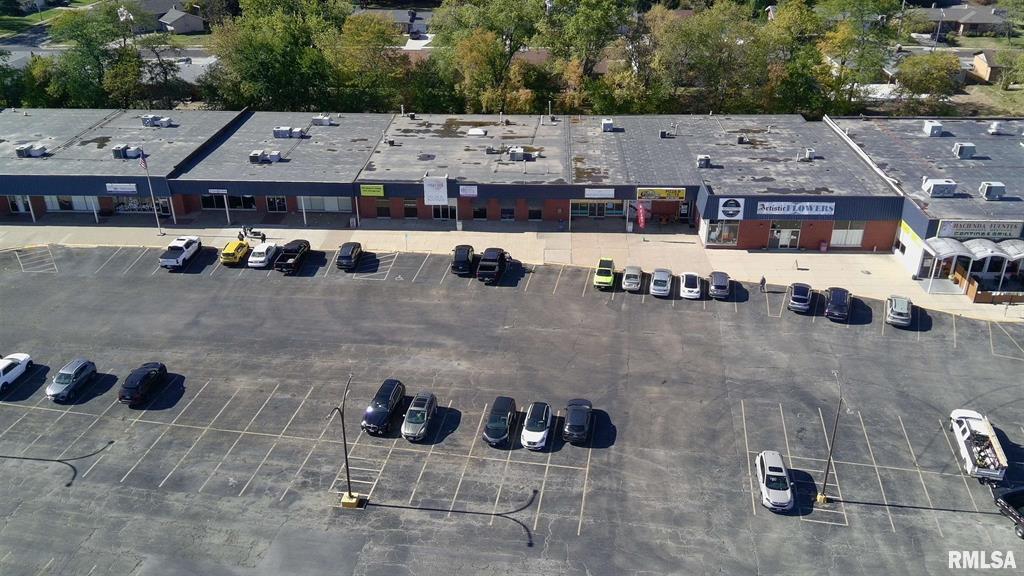 2910 Court Street, Pekin, IL 61554