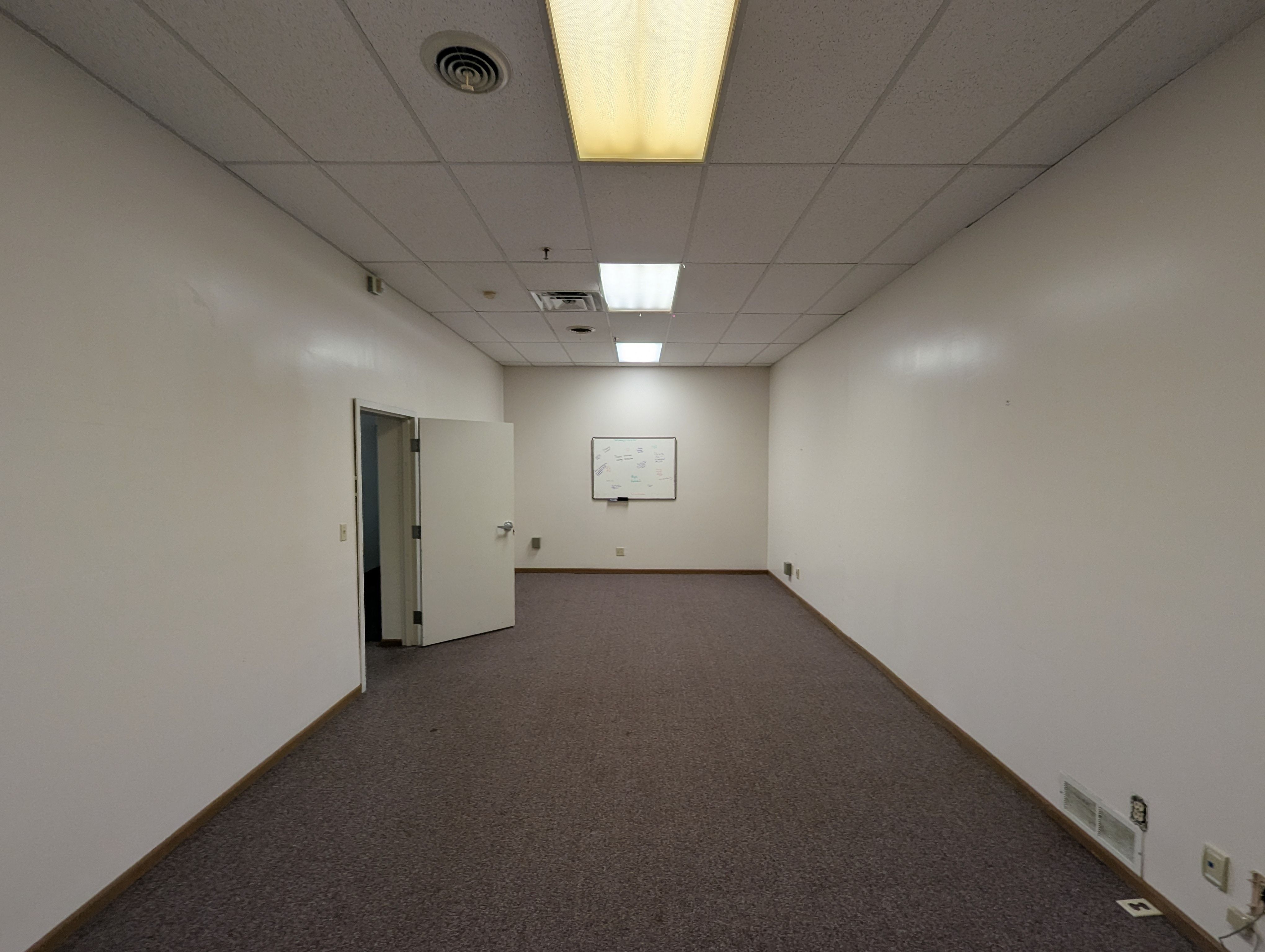 2910 Court Street, Pekin, IL 61554