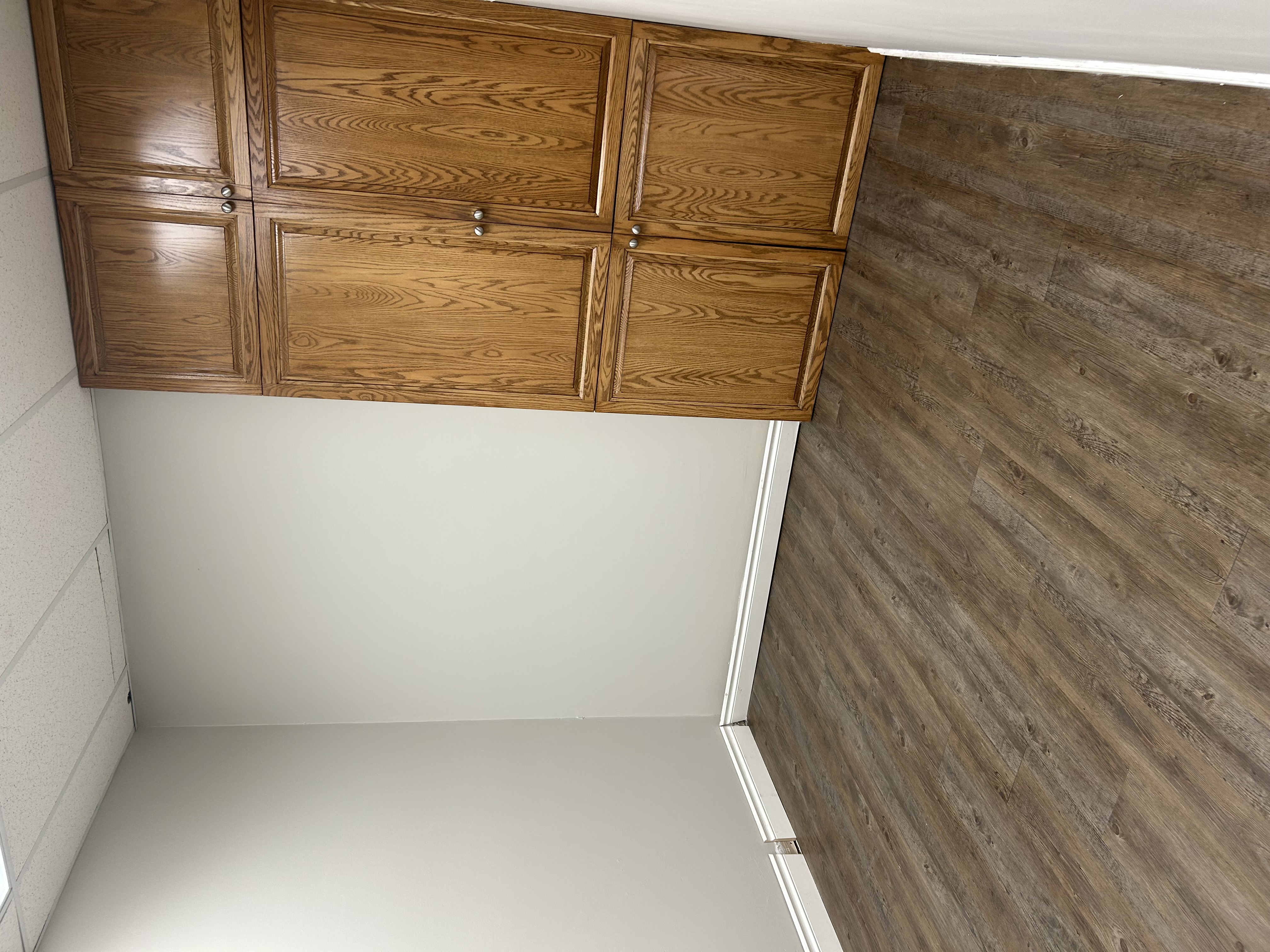 31935 South Fraser Way, Abbotsford, BC V2T, Canada