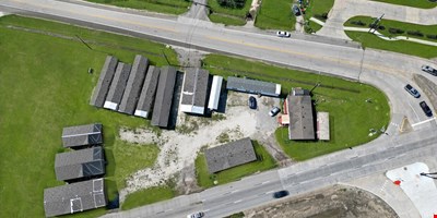 3733 N Alexander