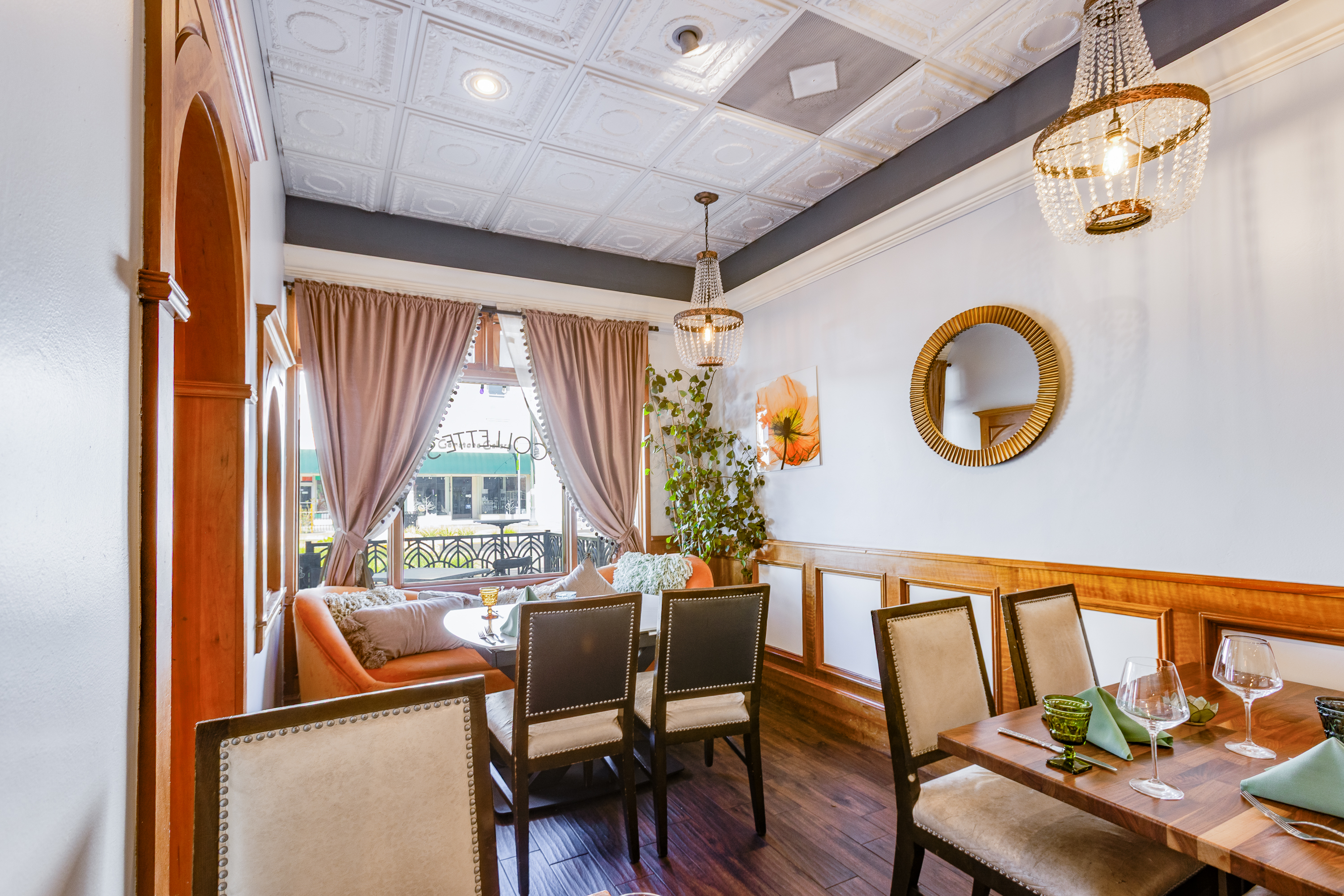 113 West Grand Avenue, Escondido, CA 92025