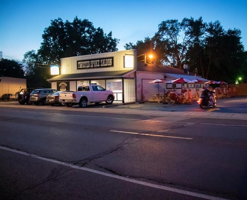 251 Derby Street, Pekin, IL 61554