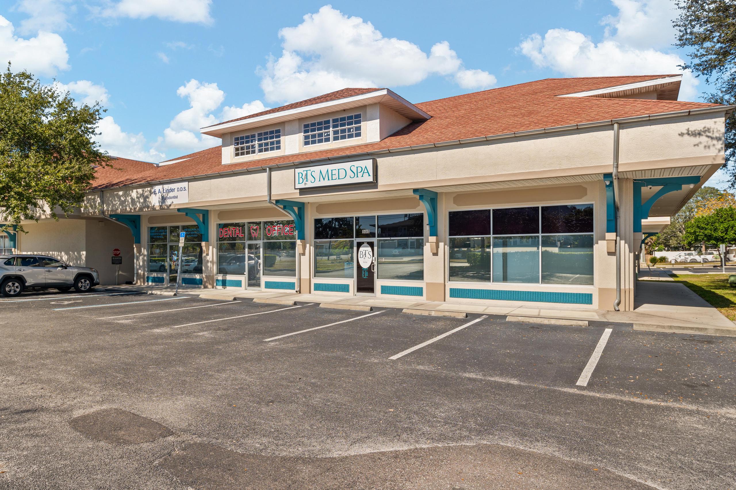 1480 Alt 19, Palm Harbor, FL 34683