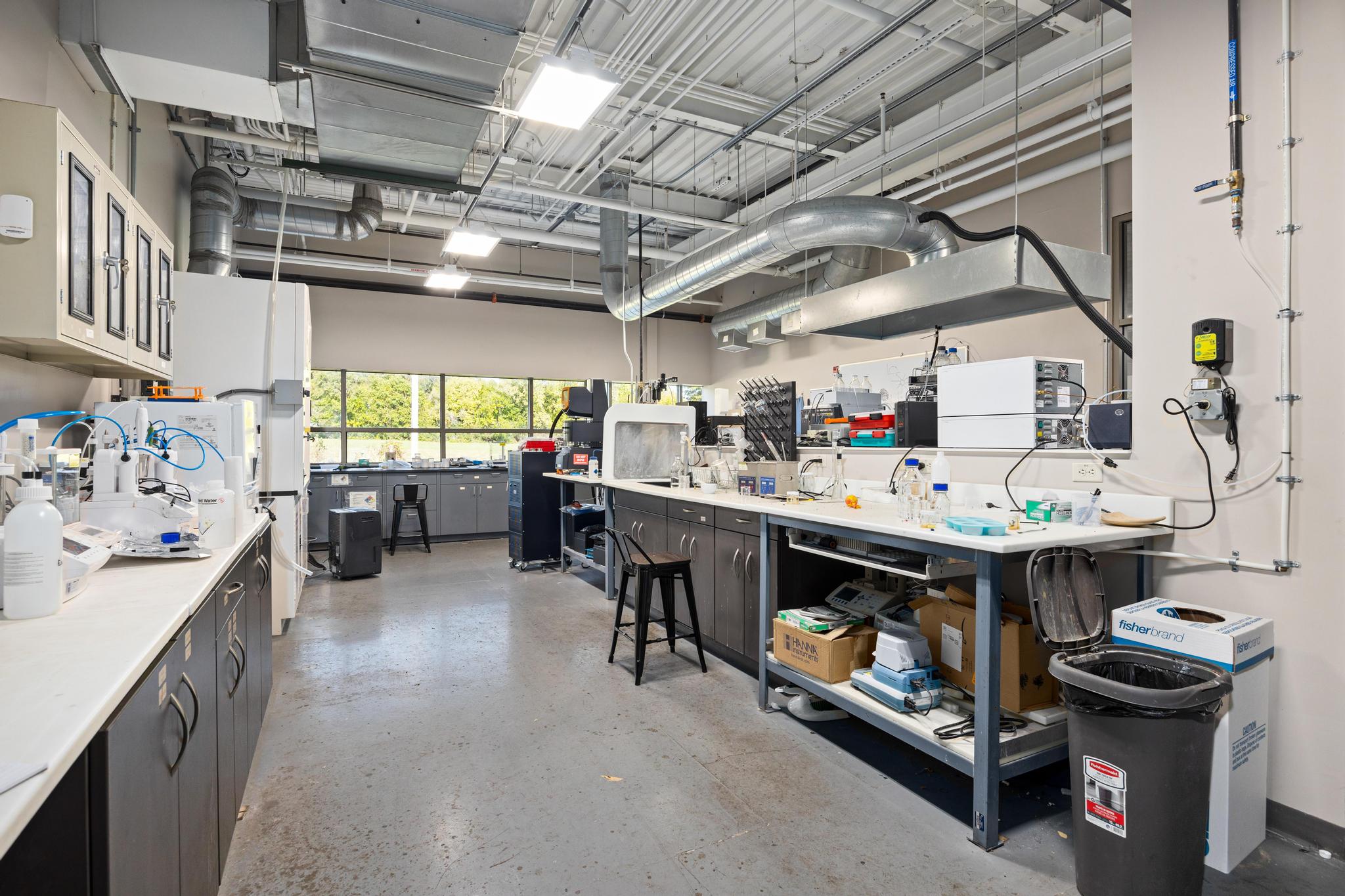 6533 North Galena Road, Peoria, IL 61614