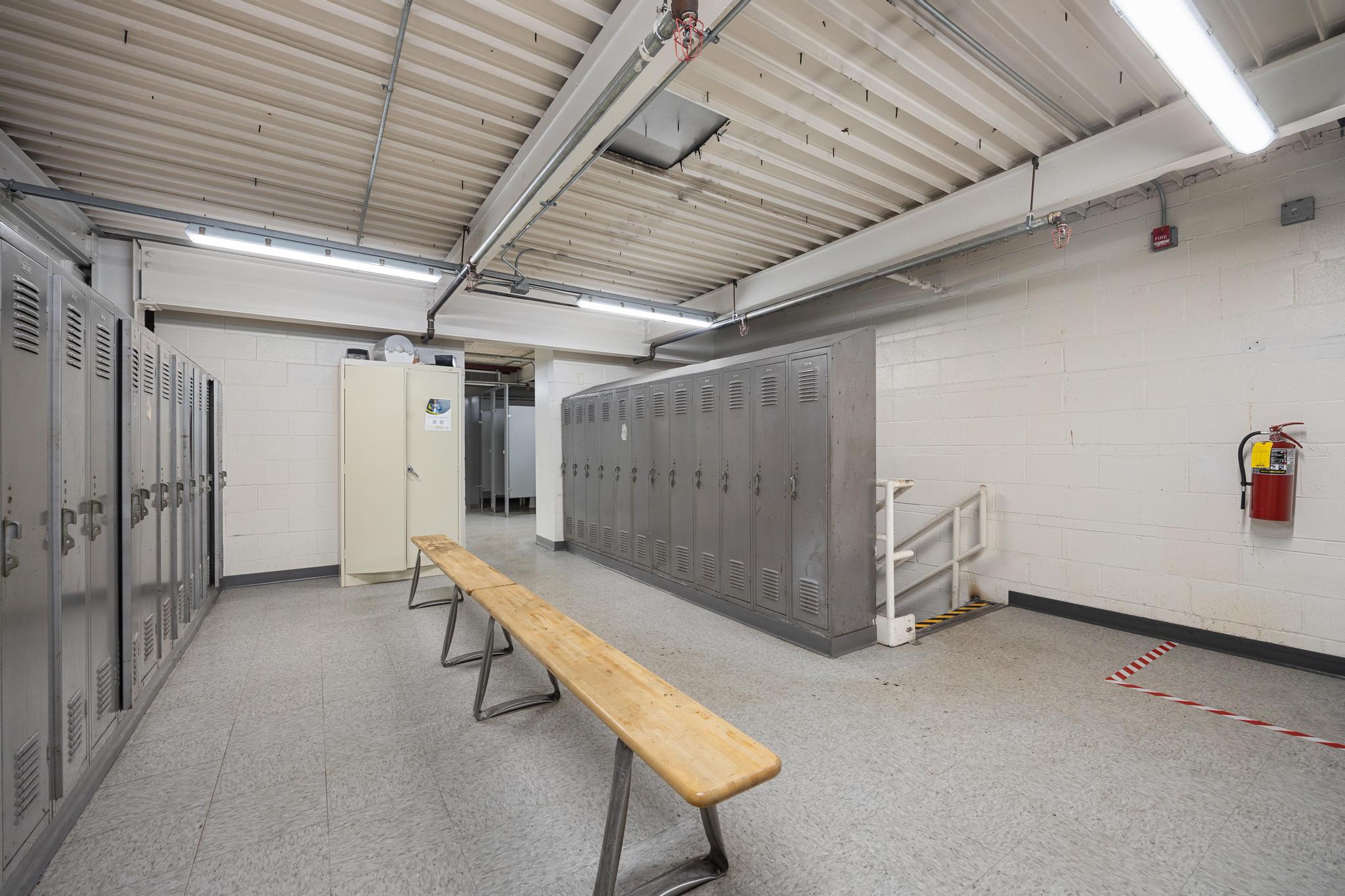 6533 North Galena Road, Peoria, IL 61614