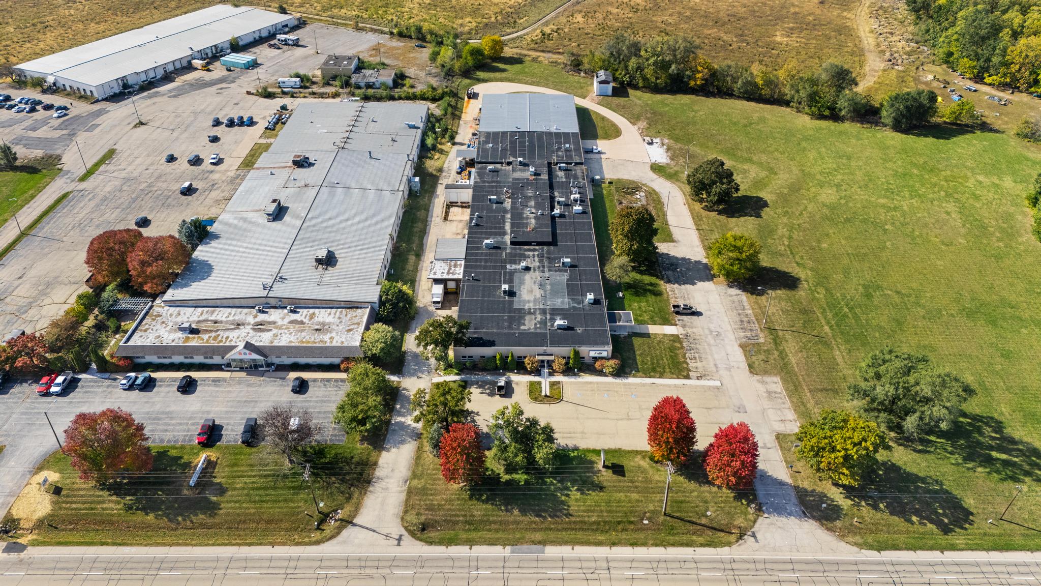 6533 North Galena Road, Peoria, IL 61614