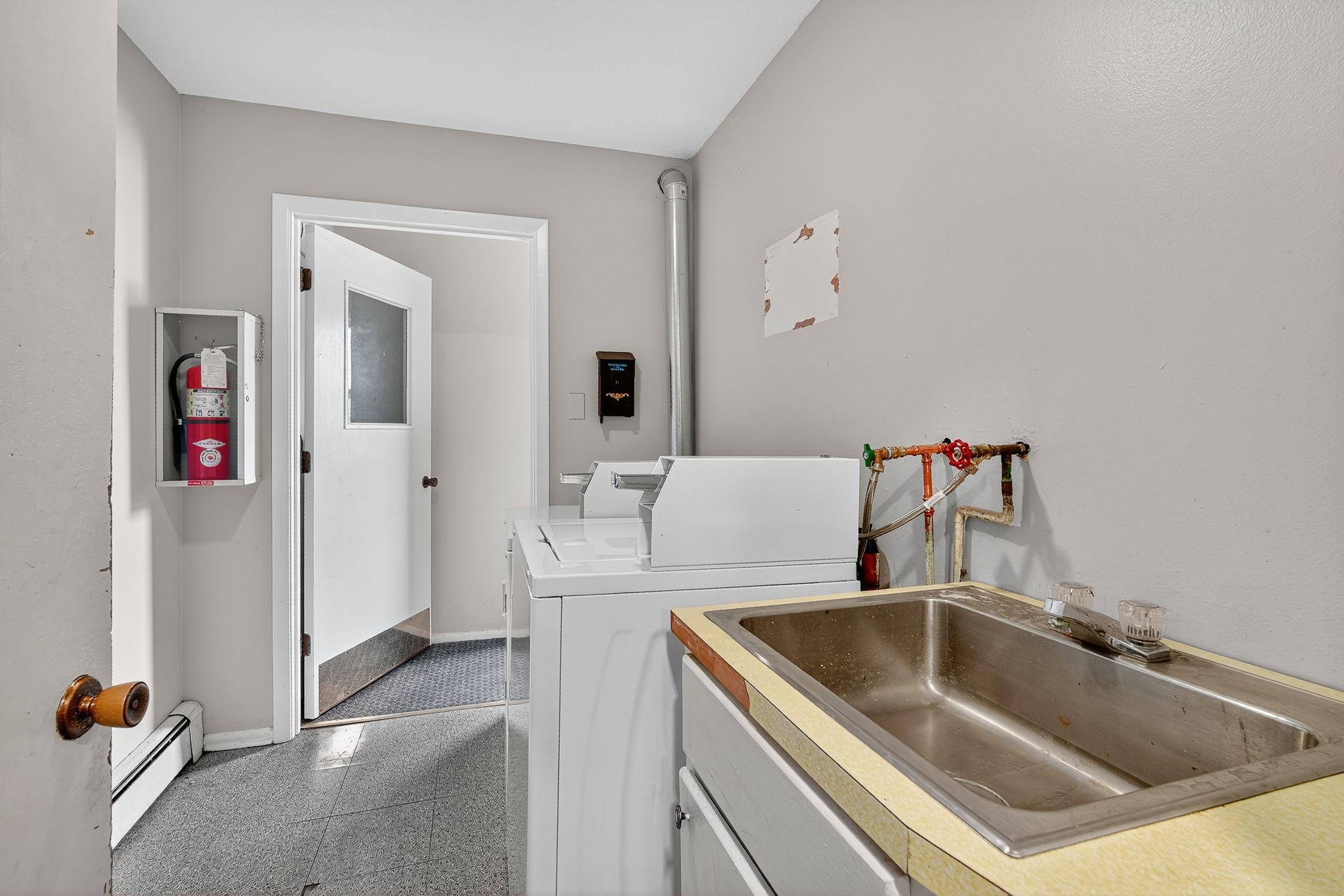 800 13th Street, West Des Moines, IA 50265