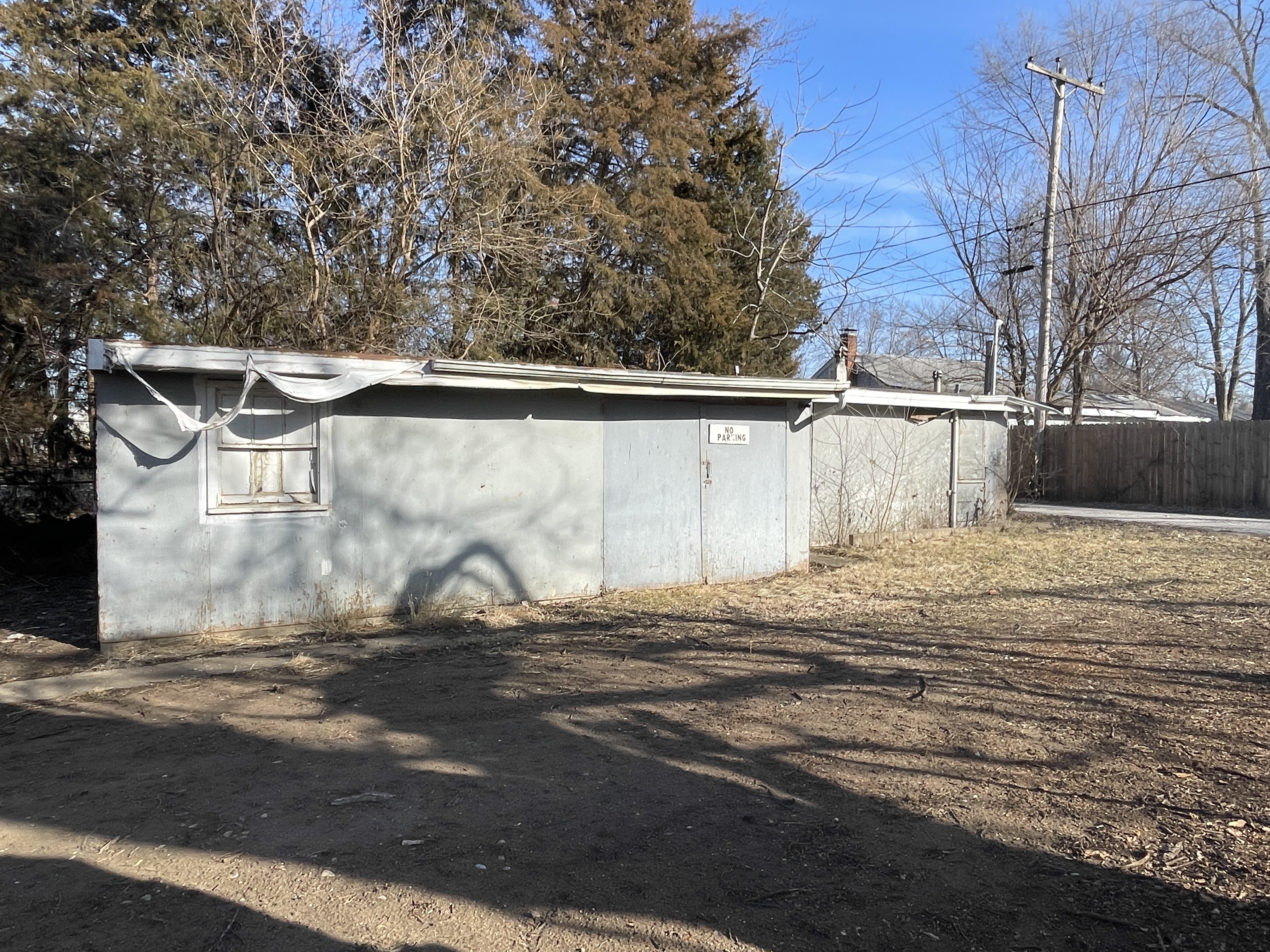 665 W WILMOT ST, CHILLICOTHE, IL 61523