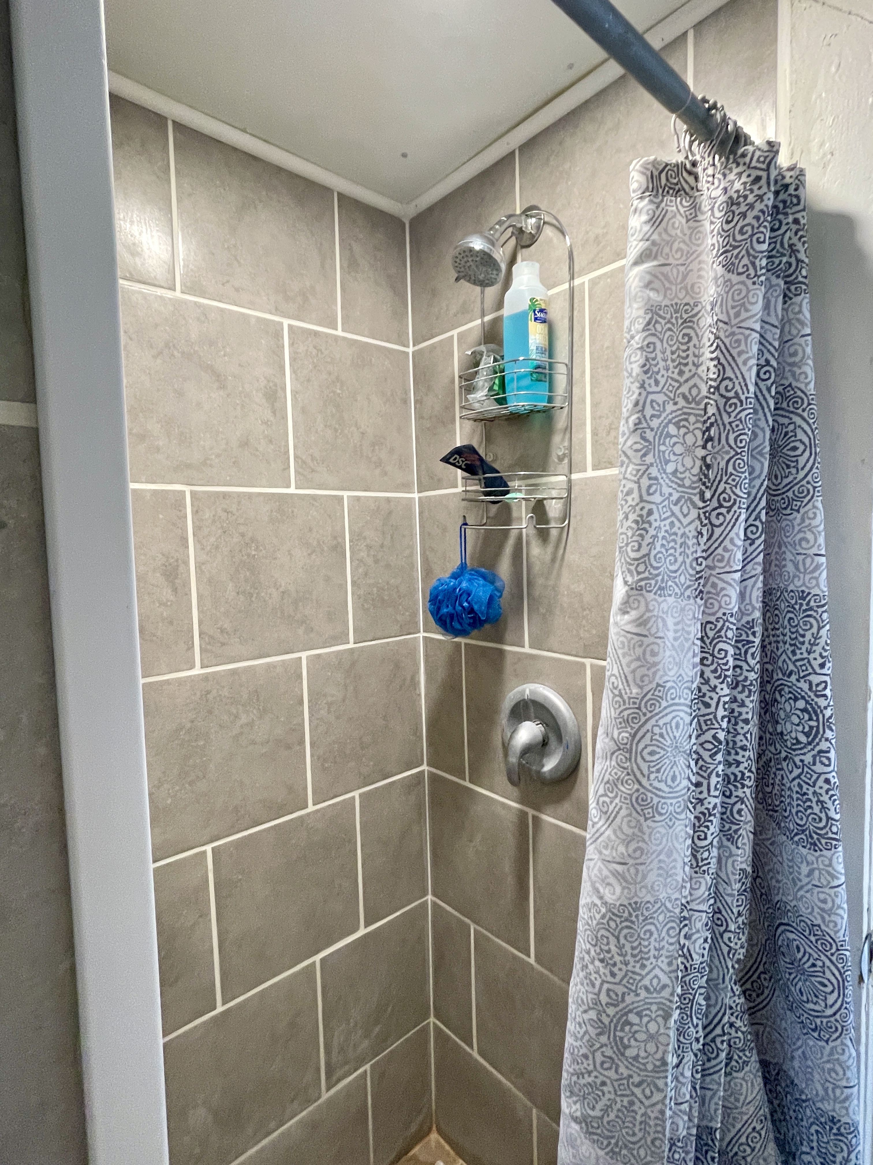 665 W WILMOT ST, CHILLICOTHE, IL 61523