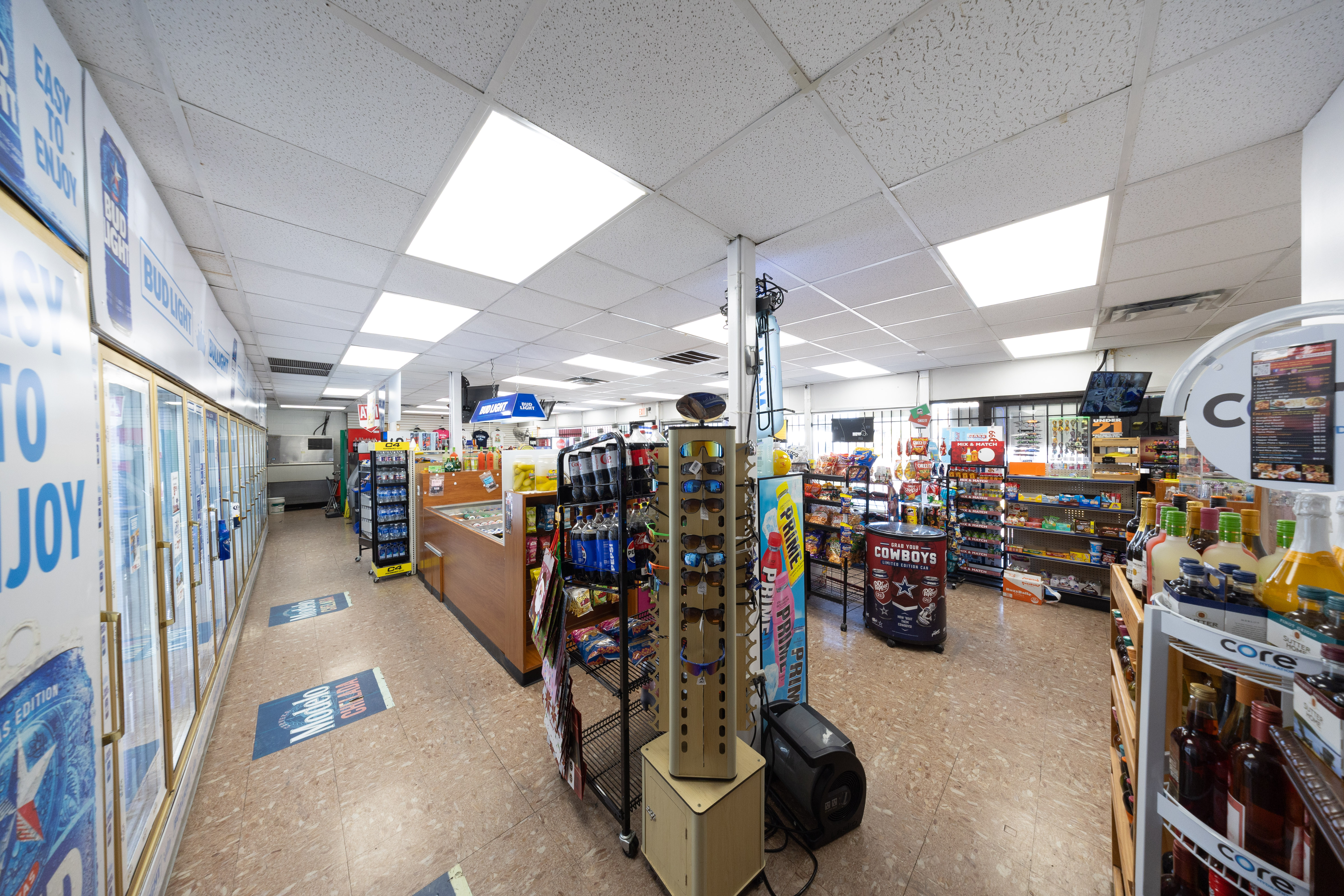 628 West Hildebrand Avenue, San Antonio, TX 78212