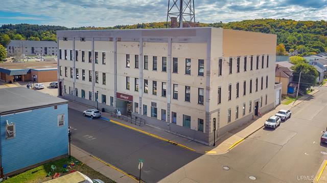 308 Cleveland Avenue, Ishpeming, MI 49849