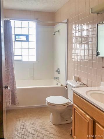 200 East Division Street, Ishpeming, MI 49849