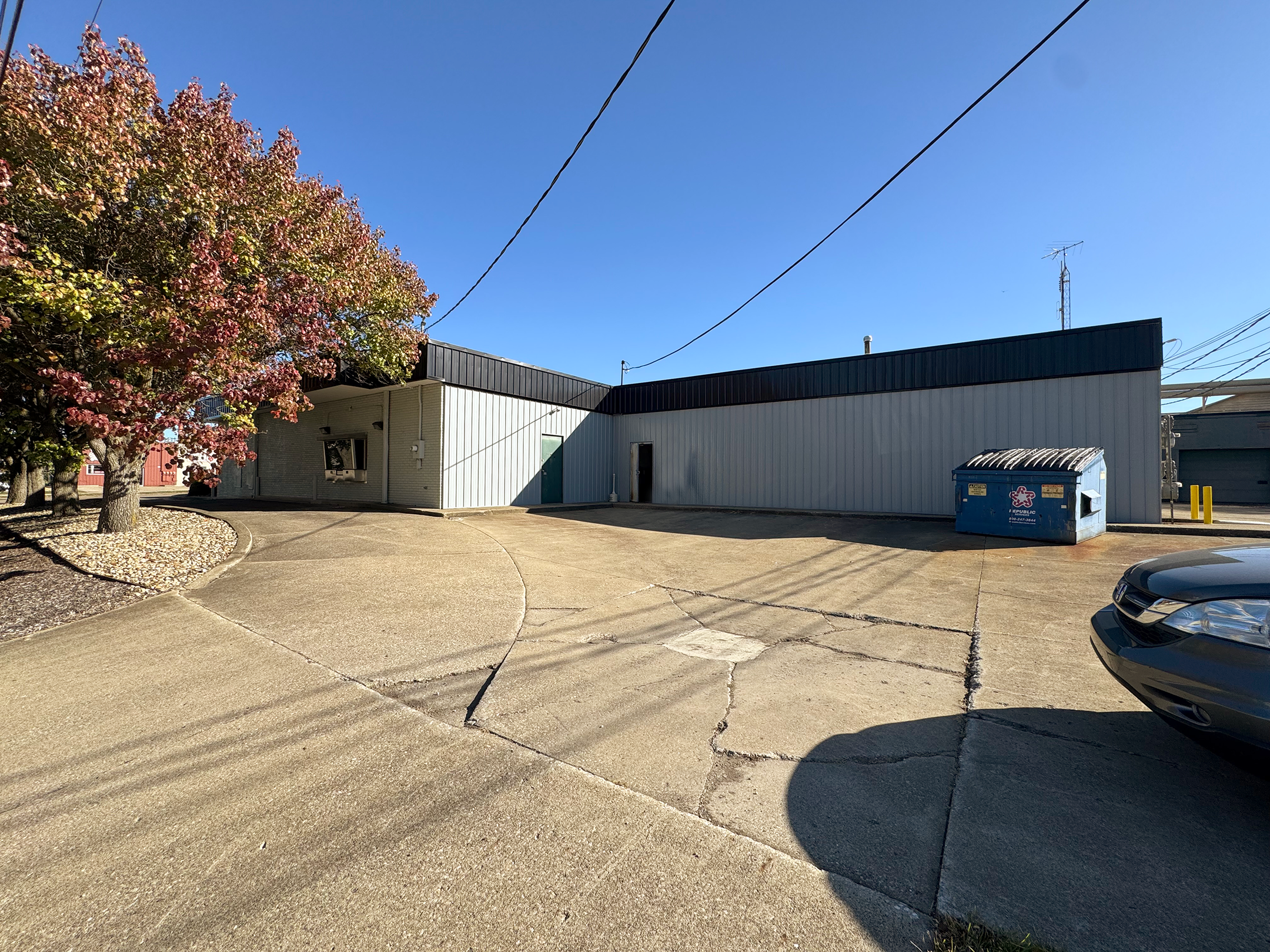 330 West High Street, Orrville, OH 44667