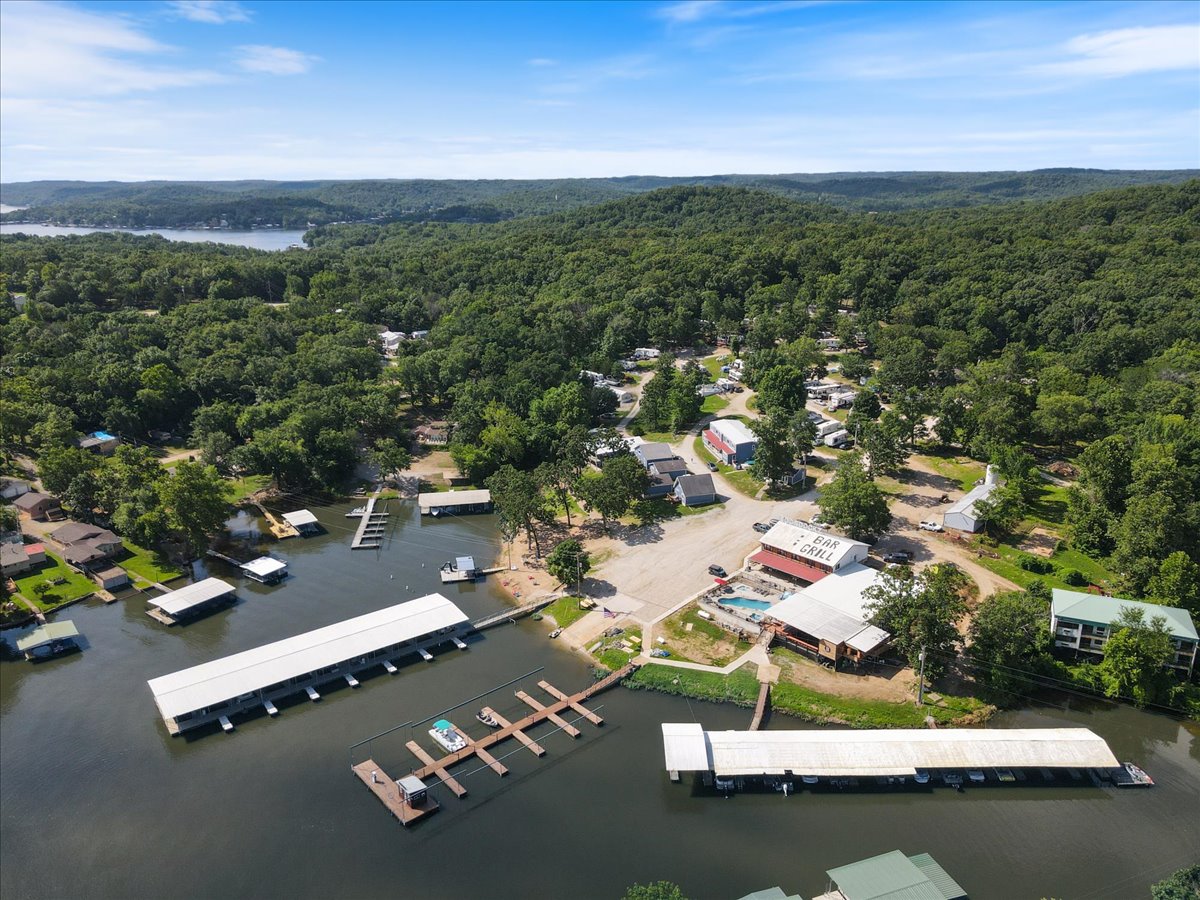 267 Runaway Drive, Climax Springs, MO 65324