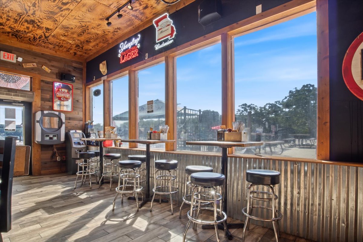 267 Runaway Drive, Climax Springs, MO 65324