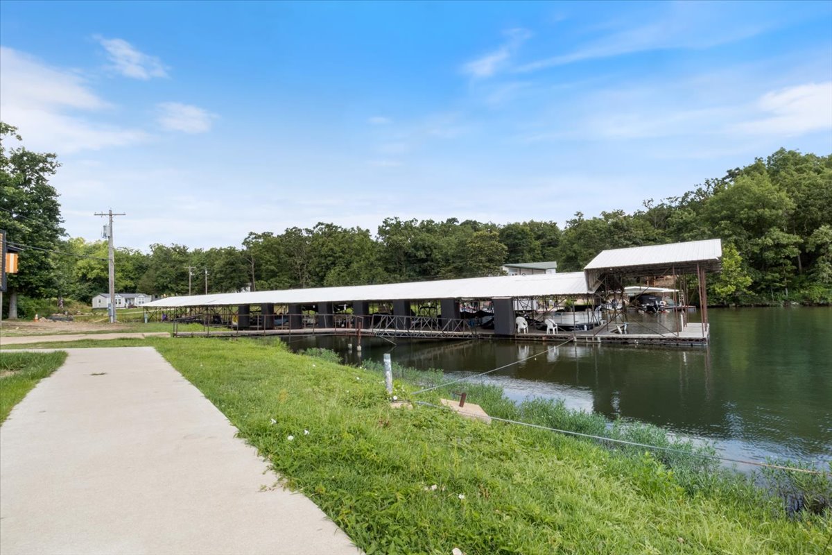 267 Runaway Drive, Climax Springs, MO 65324