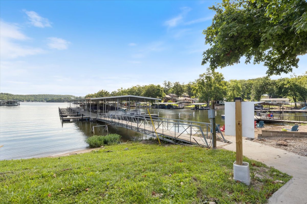 267 Runaway Drive, Climax Springs, MO 65324