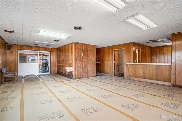 536 Mather Avenue, Ishpeming, MI 49849