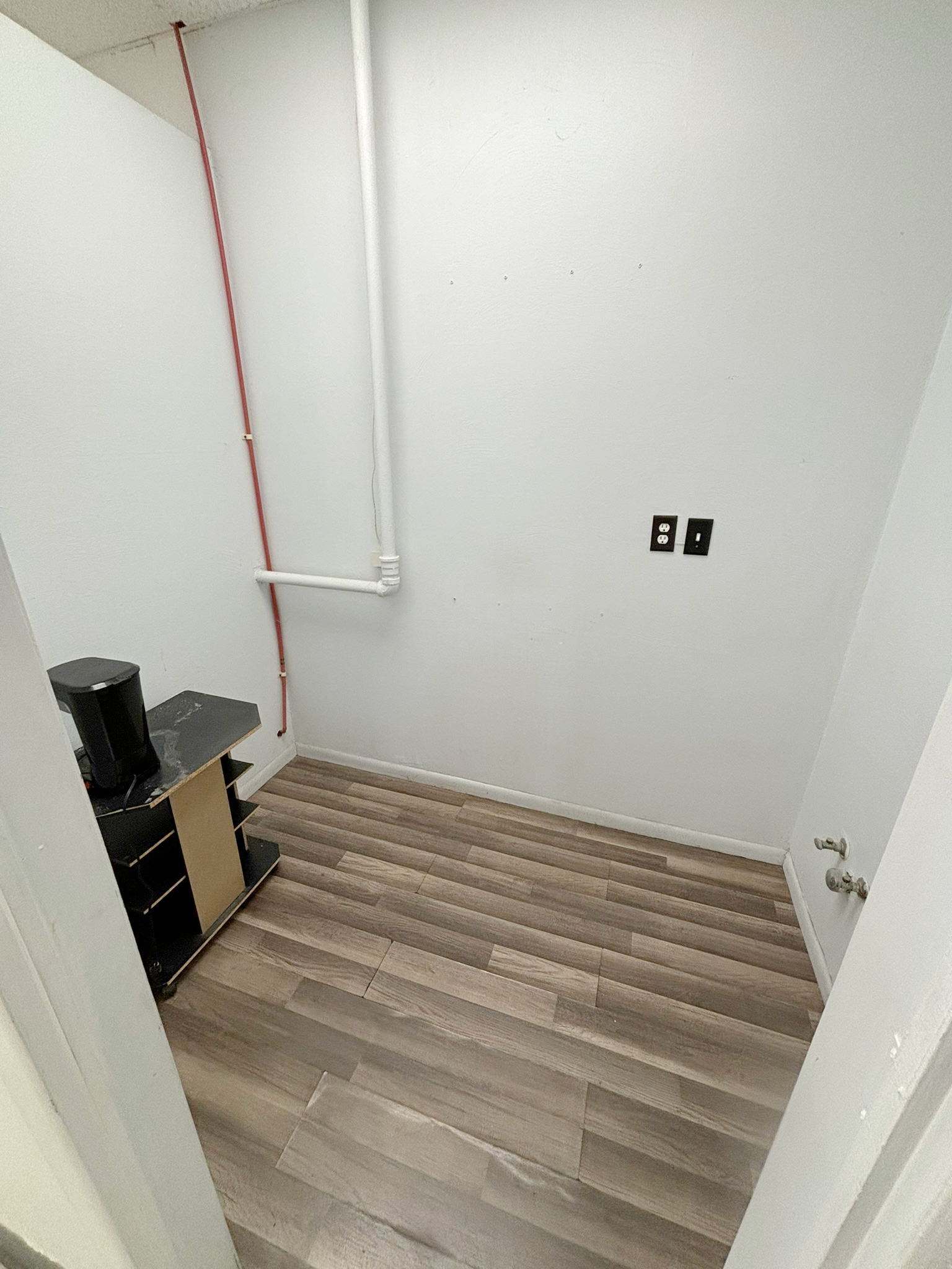 27043 - 27107 Chardon Road, Richmond Heights, OH 44143