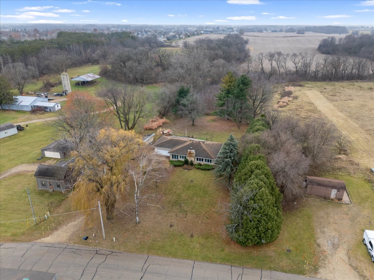 3173 McComb Road, Stoughton, WI 53589